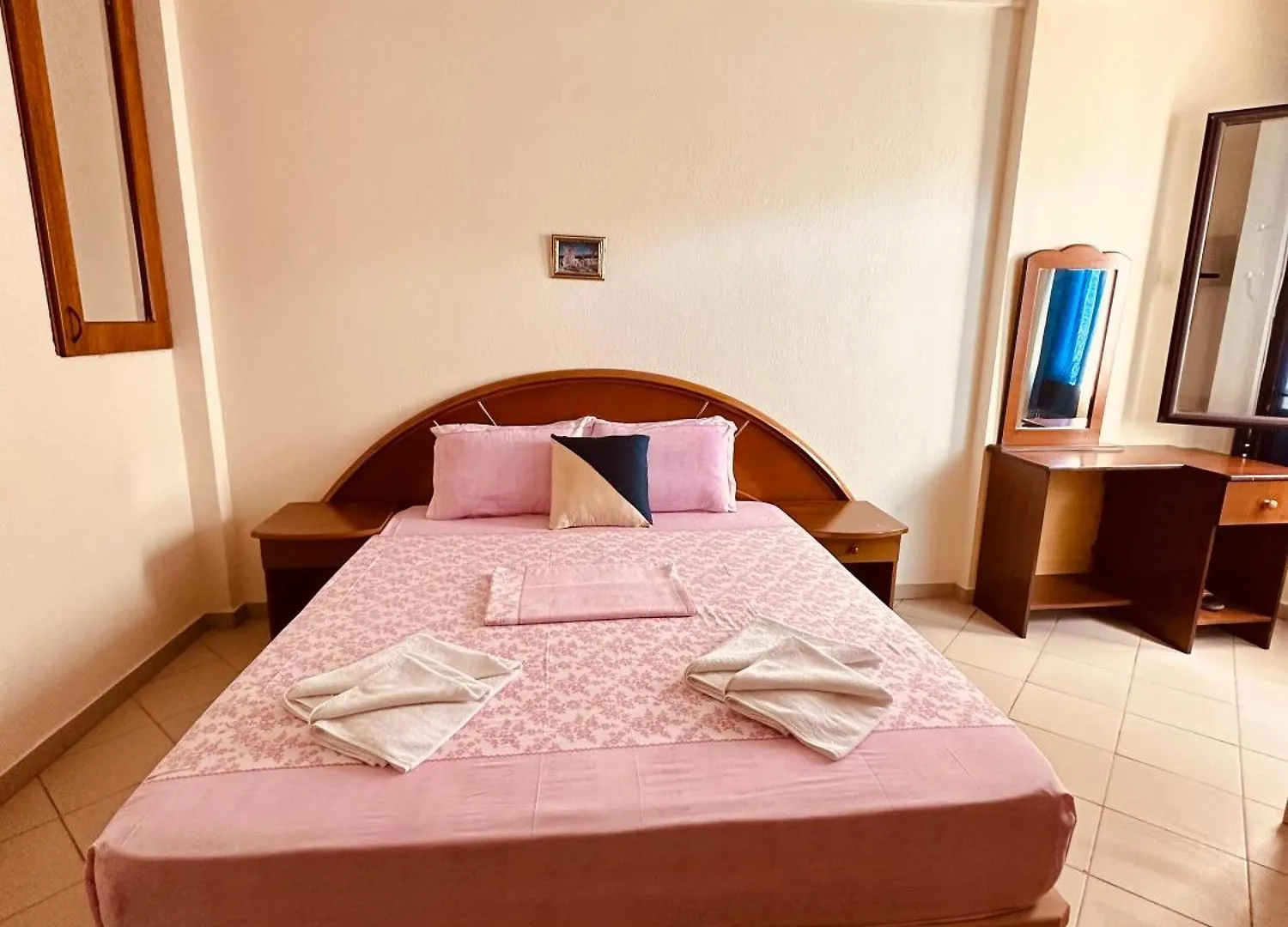 Hotel Saint Marena Pogradec 0*,  Albania